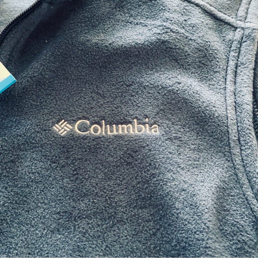 Columbia Men’s Fleece Vest - Small - Cozy Layering Essential!  Gorgeous NWT❄️ - Picture 4 of 12